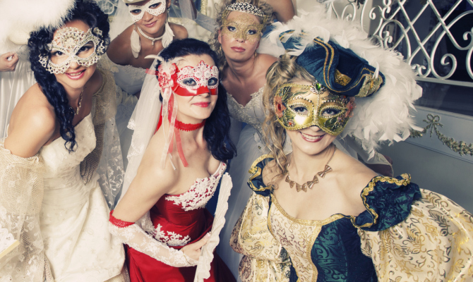 Le maschere della tradizione in versione femminile 