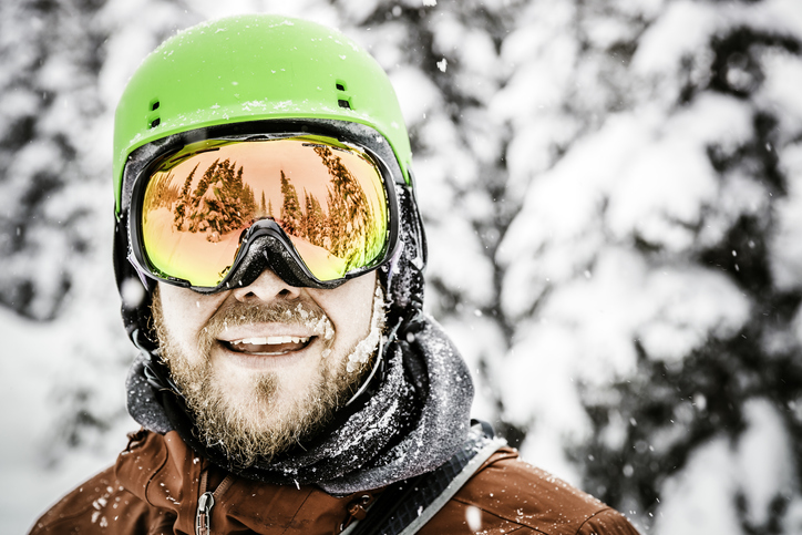 maschera da neve per andare a sciare inverno 2018